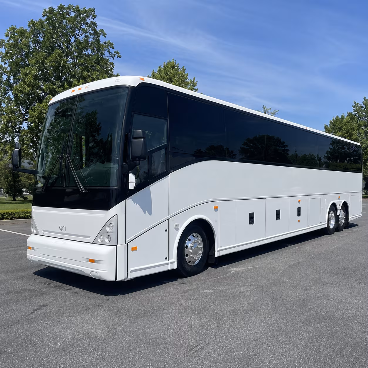 employee shuttles and recurring corporate routes in homestead