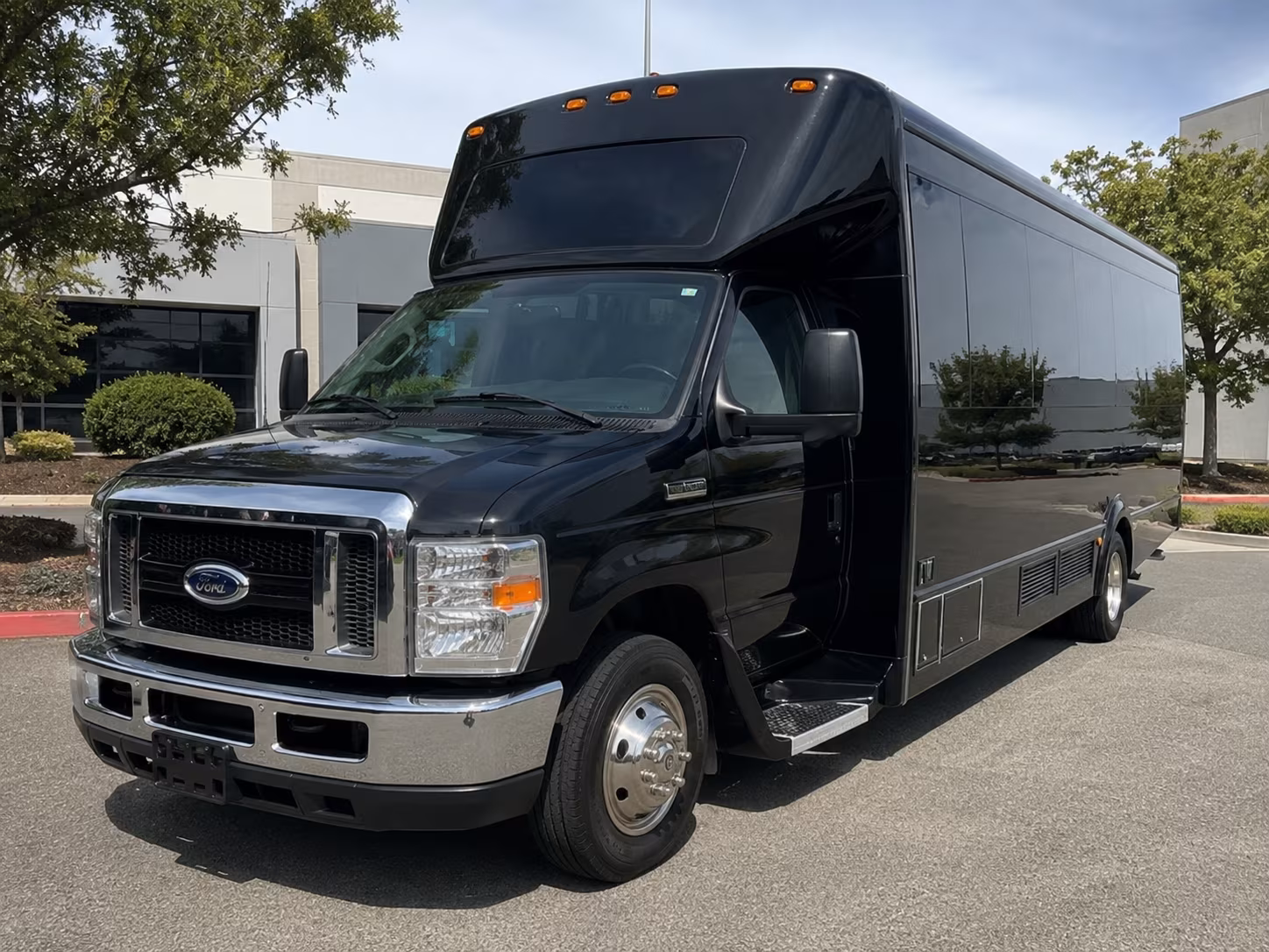 fort myers bus rentals