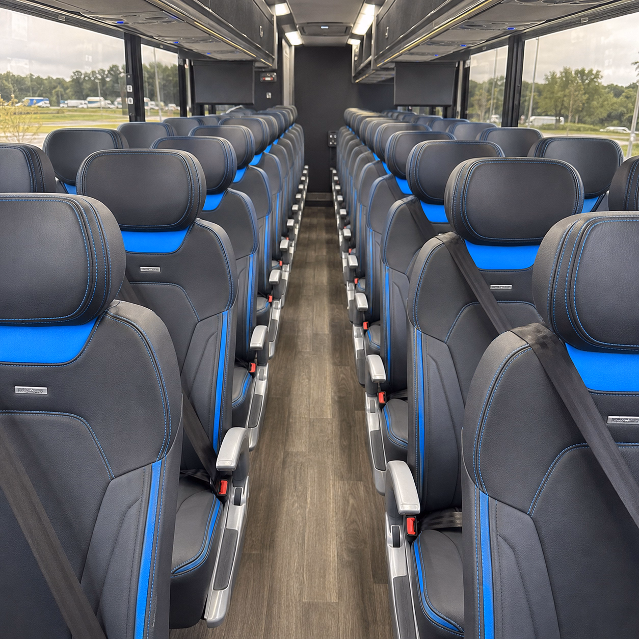 fort myers get your employees to work on time with a fort myers charter bus