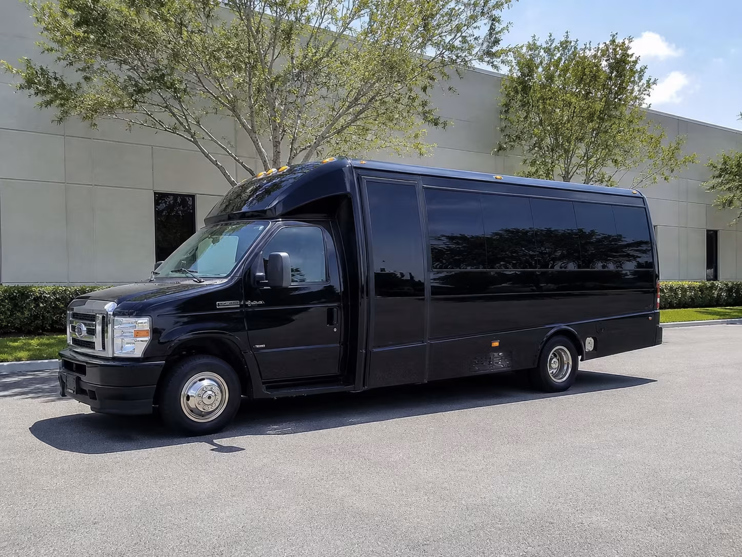 miami corporate shuttle buses for miami businesses