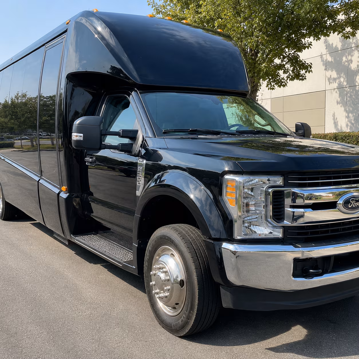 miami keep your wine tour group together with a miami charter bus
